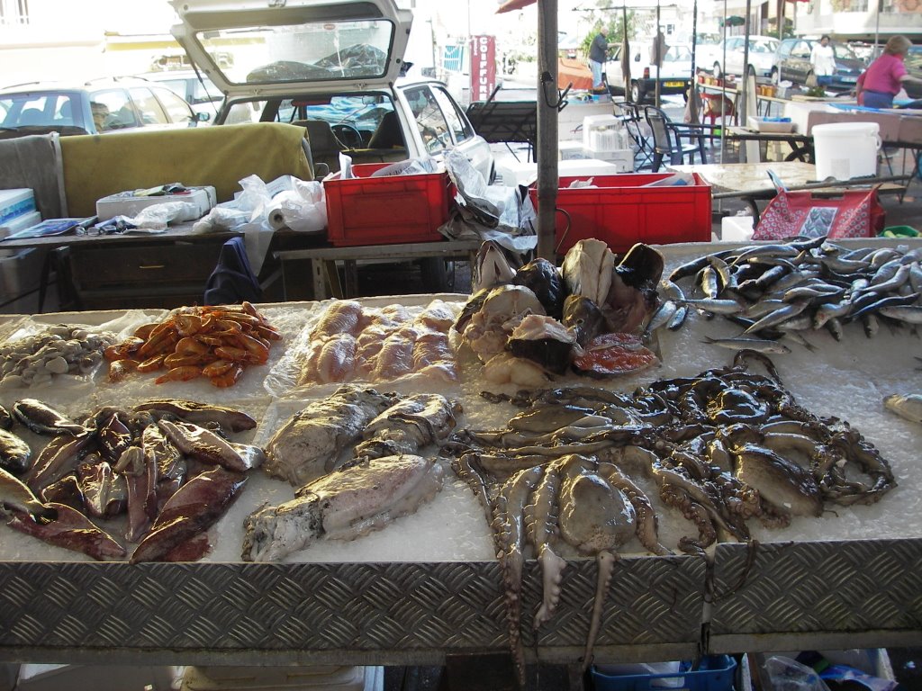 Nice fish market 10/06/2006 by EugenyGromenko