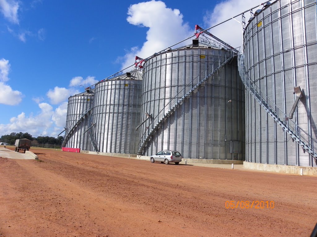 M. Posse..... Planta de silos Del Carmen ACISA. by Martin Posse