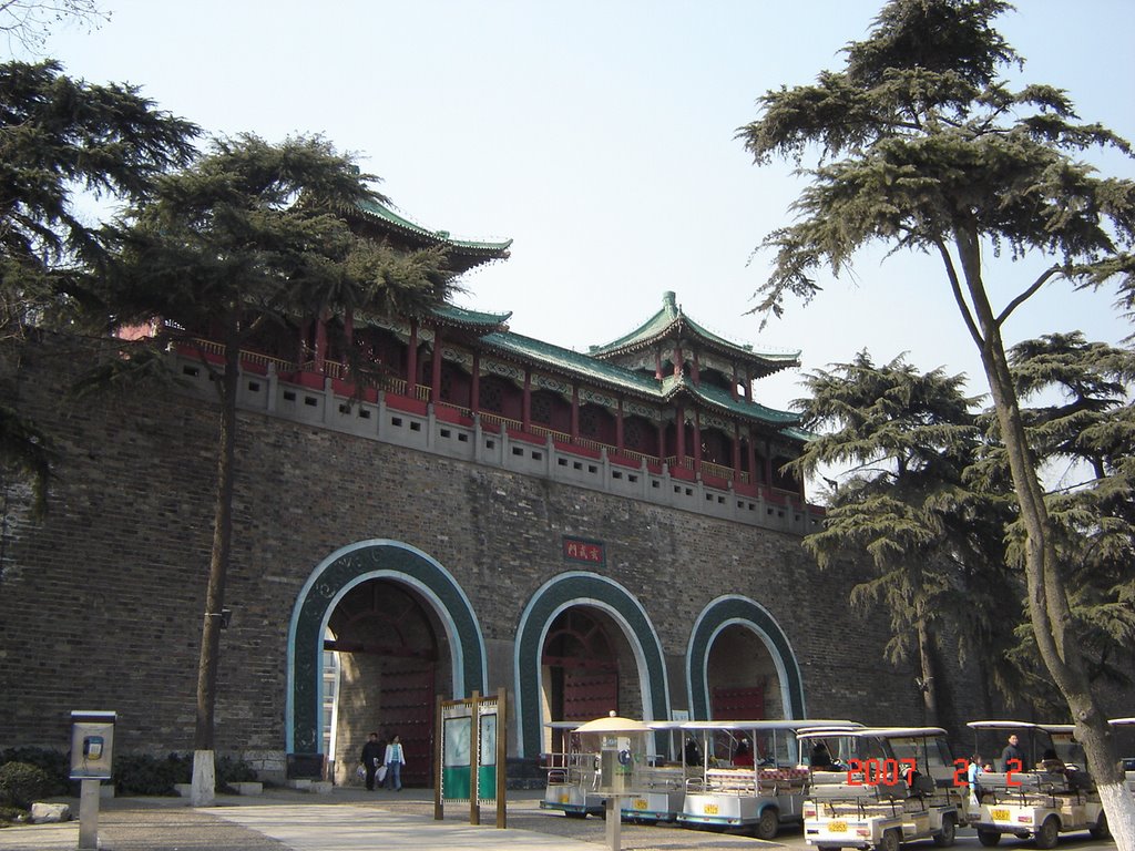 Xuanwu Gate by cnradior