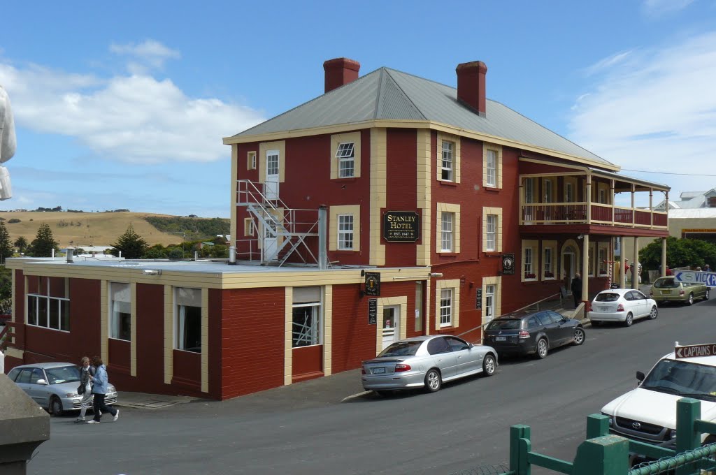 Stanley hotel by zen17