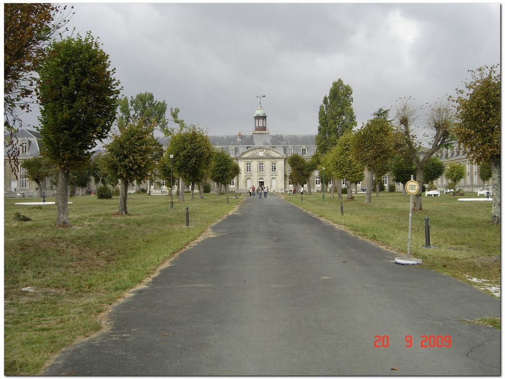 Ancienne Hopital de la Marine by jpF17Maren