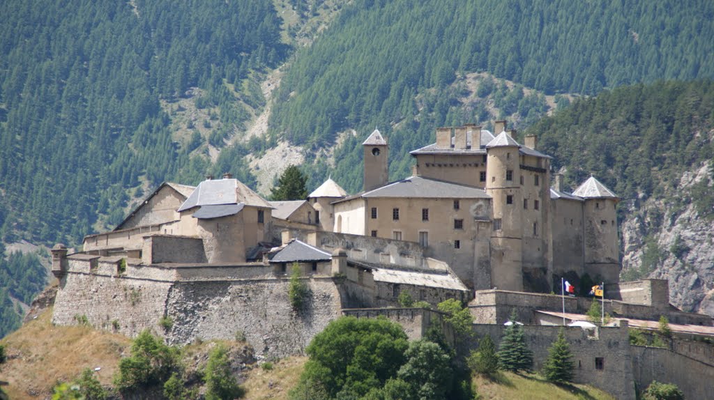 Château Queyras ! jul 2010 by Rene Molendijk