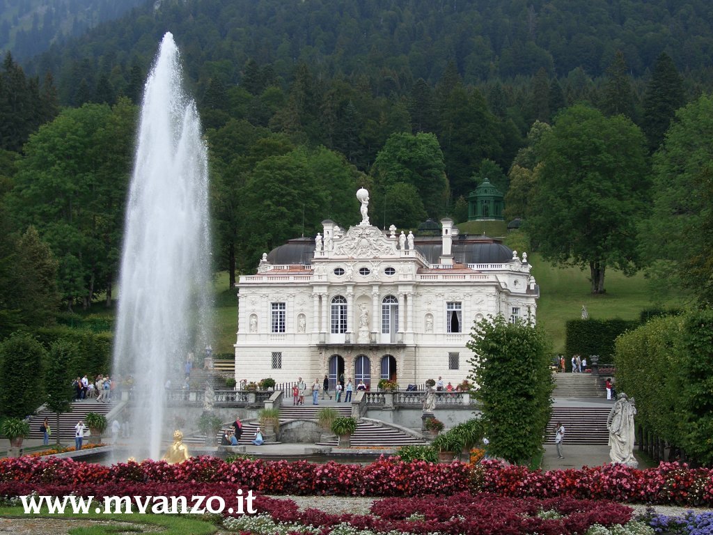 Linderhof castle by ► Marco Vanzo