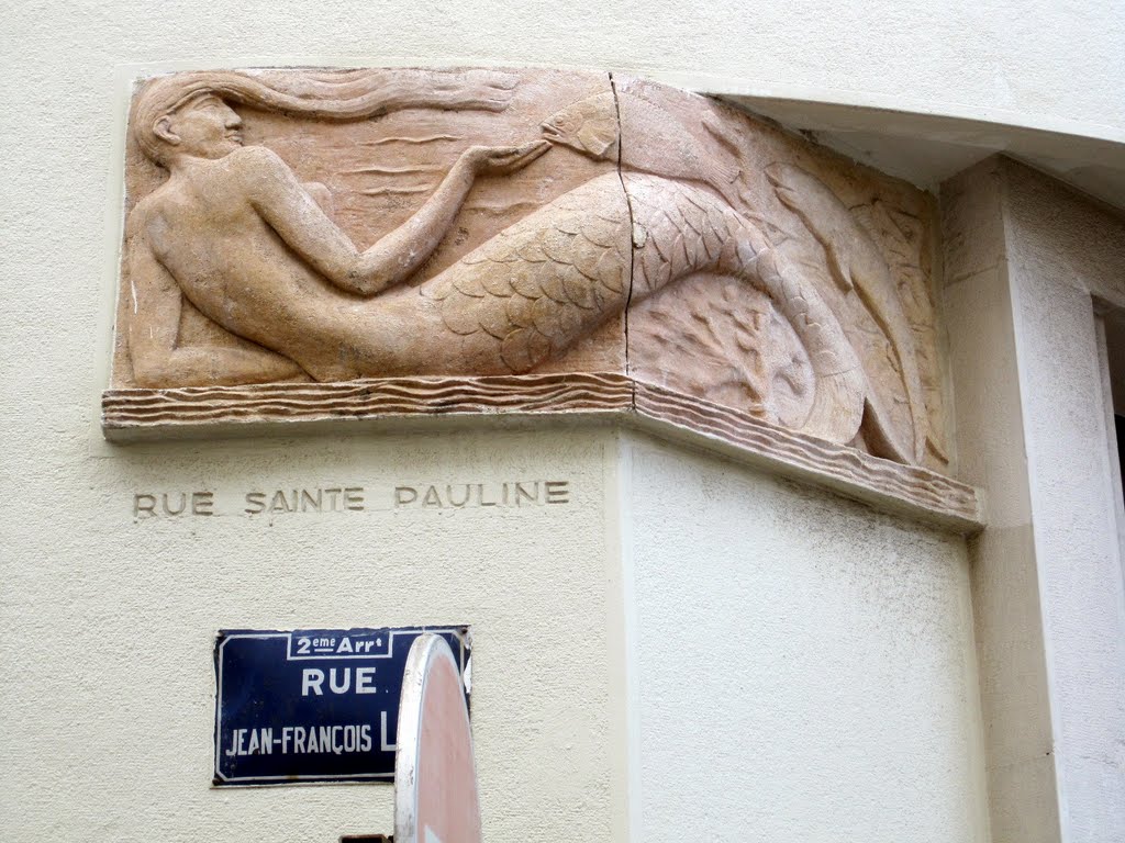 Sirène, rue Jean-François Leca by Aladin0248