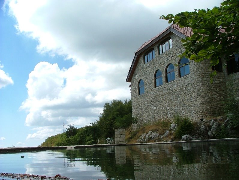 A nice place in Dajti Mountain by Skerdi