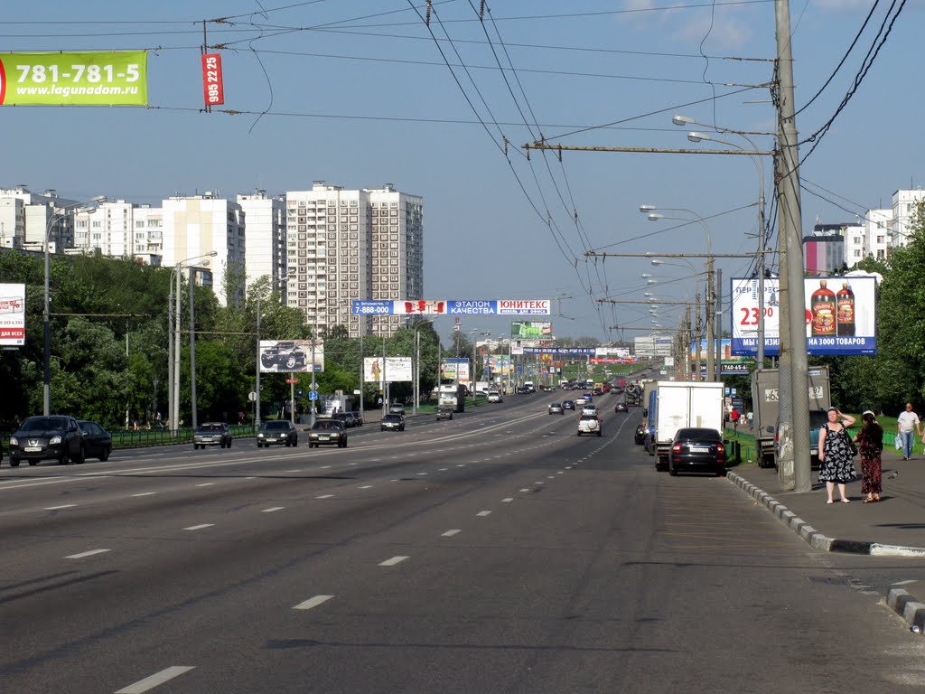 Moscow, Schelkovskoe shosse, 84 by Lodo