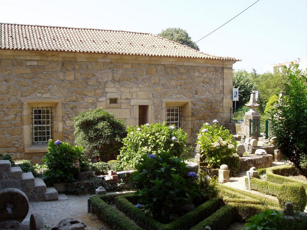 Jardim do Museu by Nuno Miguel Pais Tra…