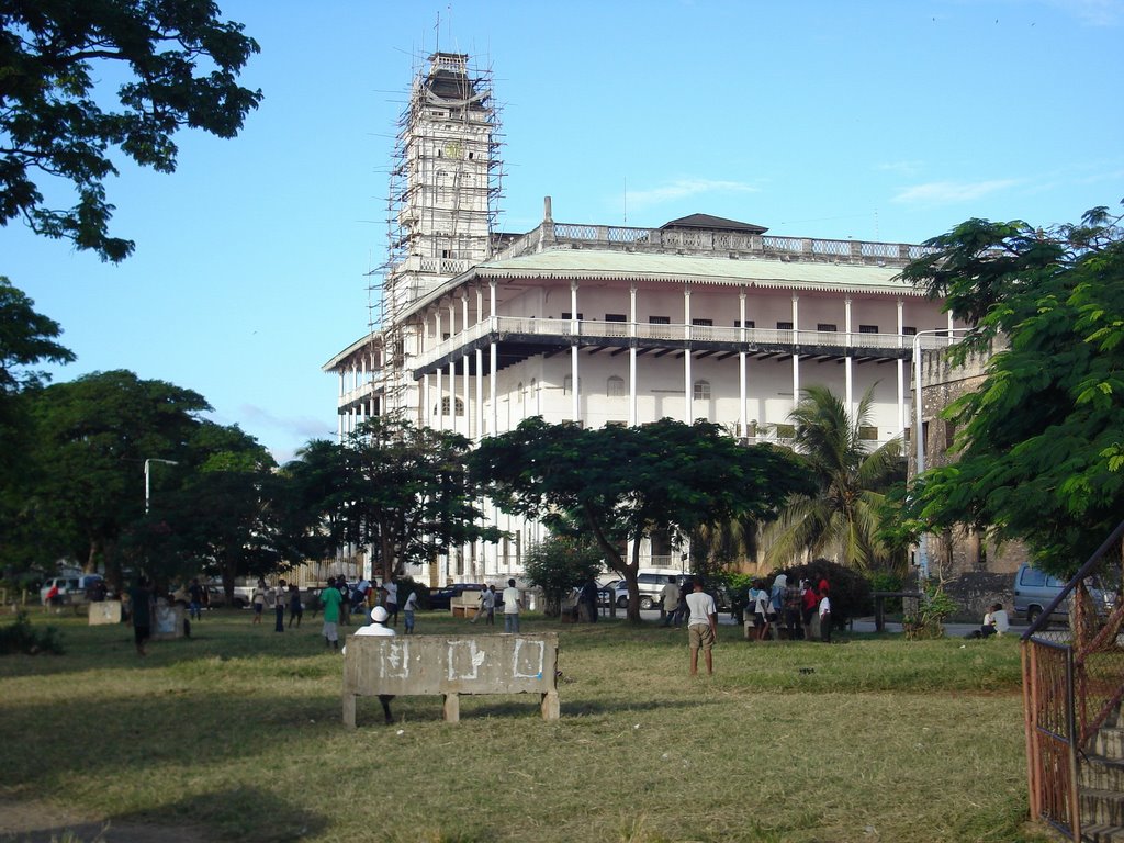 Palais des Merveilles by David Vaucher