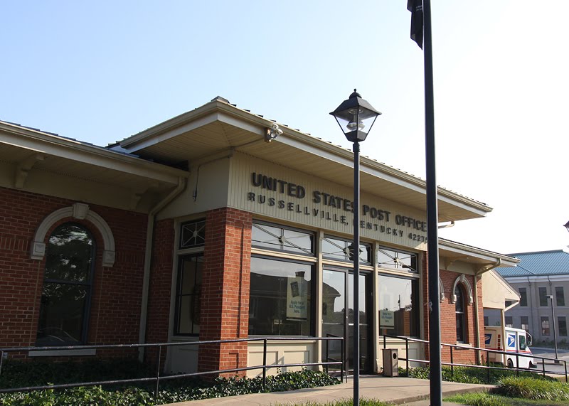 USPS Russellville KY by Paul Robbins