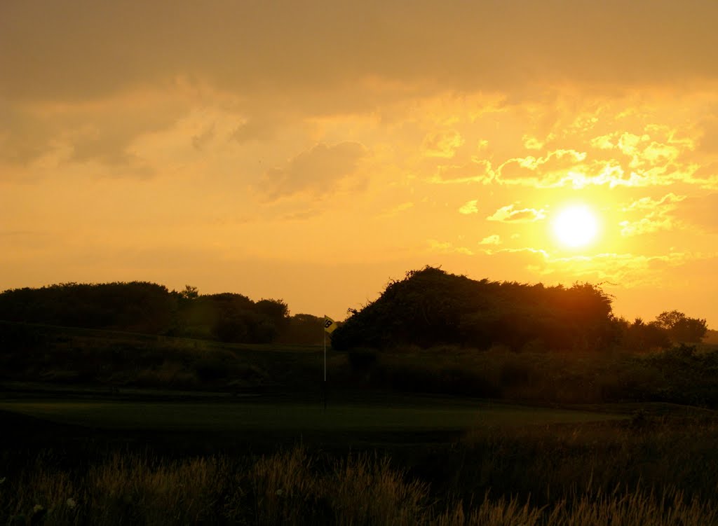 Sunset on the Downs by VinceFio