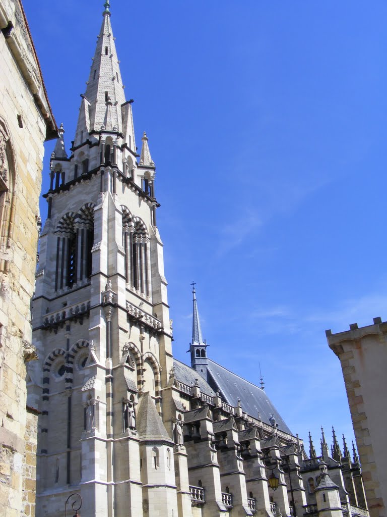 Eglise cathédrale Notre-Dame - Moulins, Allier by ksinfos