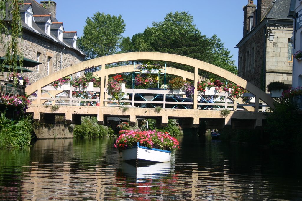 Pont saint yves by sebsailor