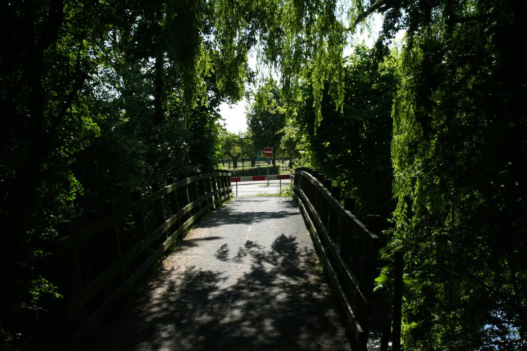 Bruggetje over de botersloot by Joey.V