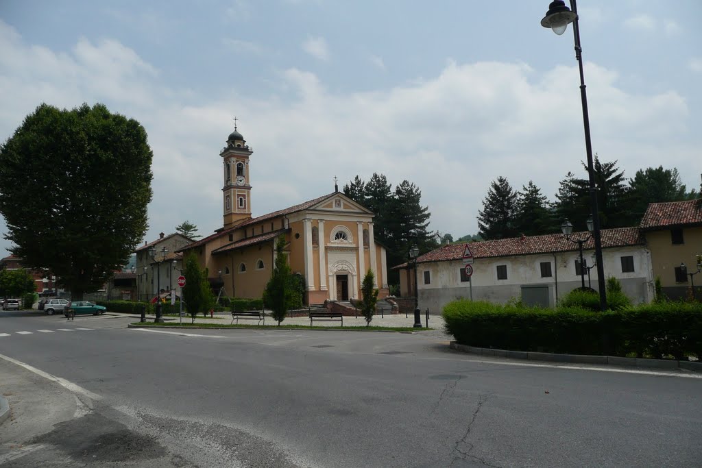 Strada da Cuneo per Alba, Dogliani by antur