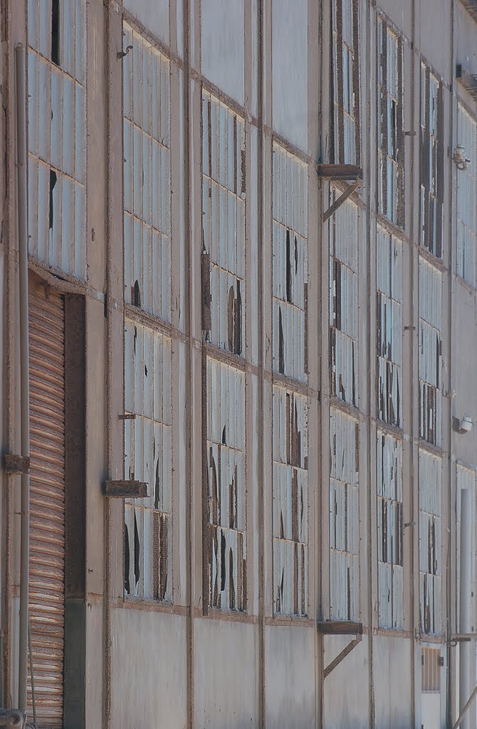 Old power station, Luderitz, Namibia by camilleburger