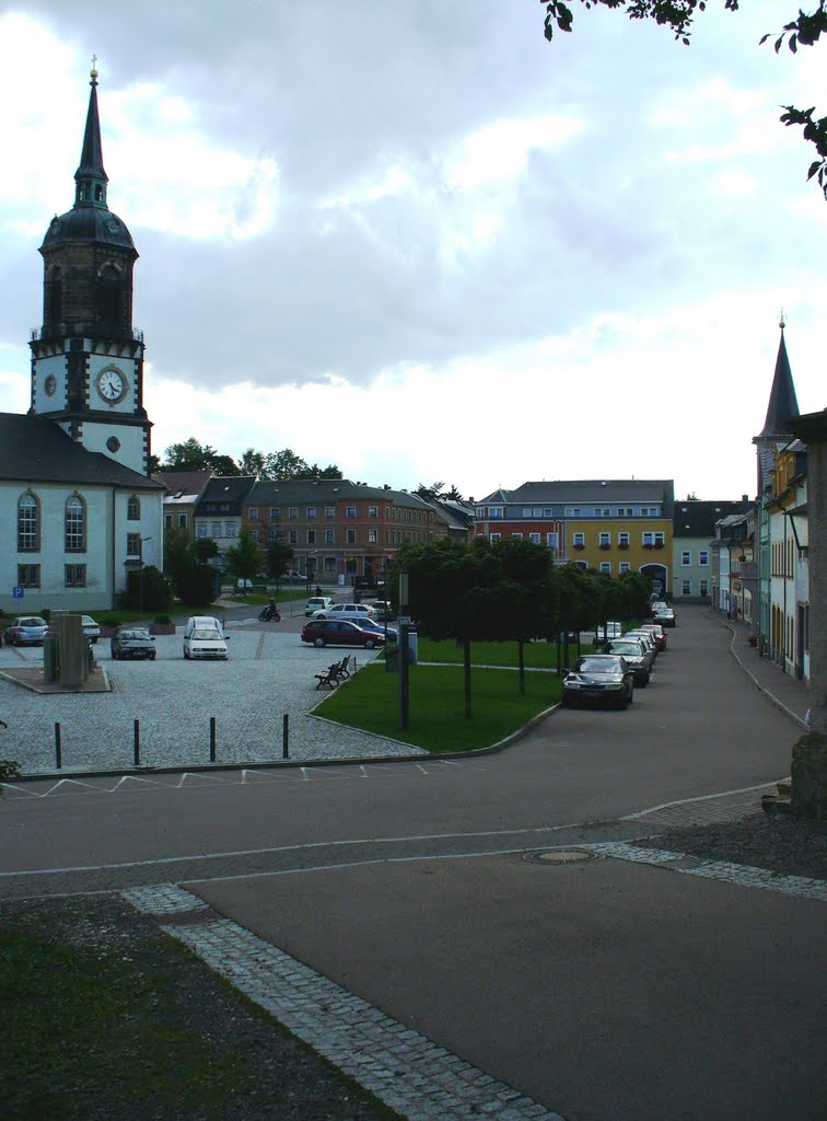 Frauenstein - Stadtkirche und Marktplatz by Thomas Eichler