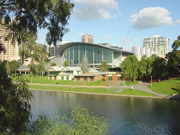 Adelaide Convention Centre by brad8073