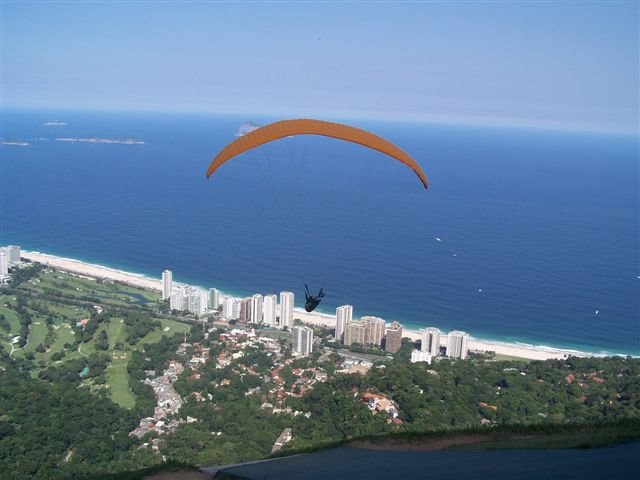 Parapente na Pedra Bonita by brunoqlobao