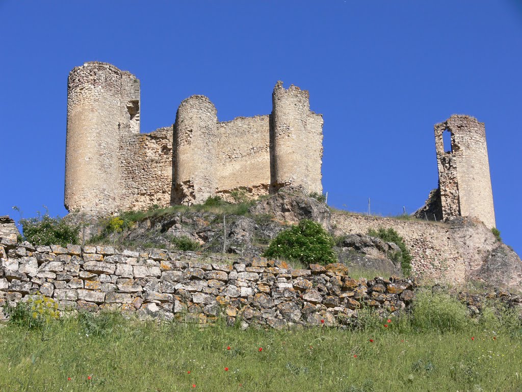 PELEGRINA (Aldea de Sigüenza). GUADALAJARA. 2010. 03. Castillo. by Carlos Sieiro del Nido