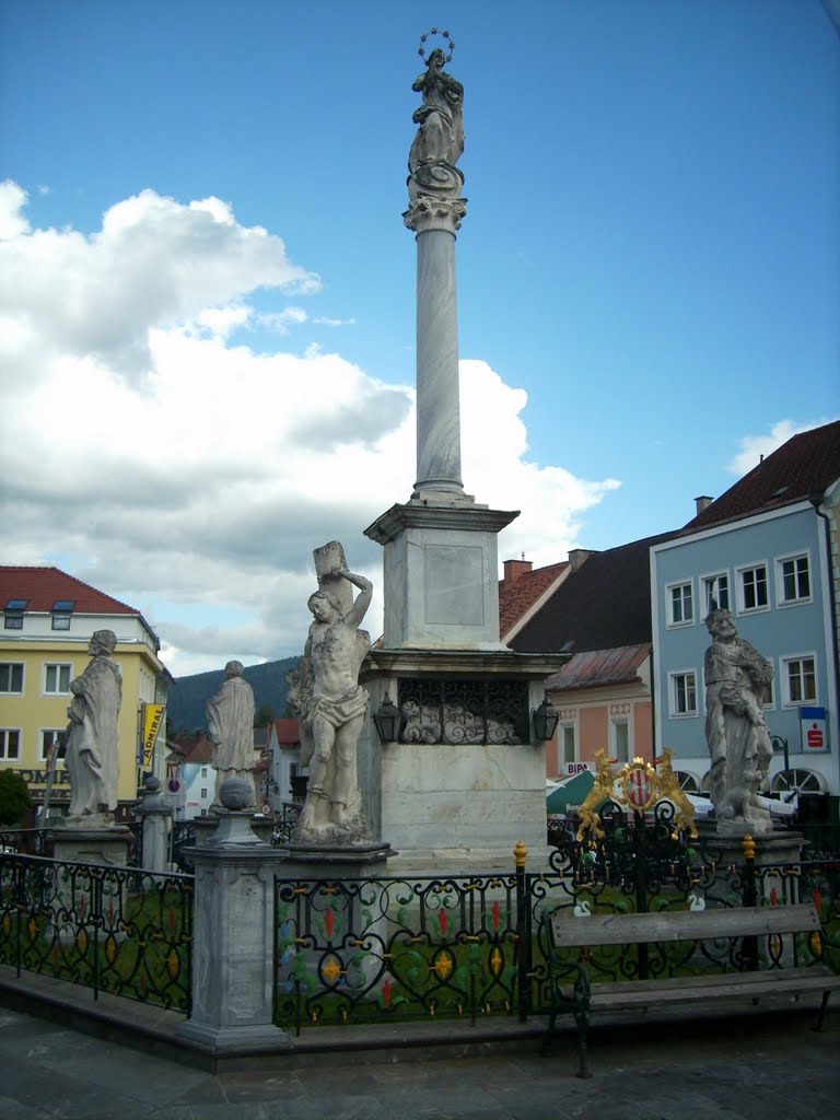 Säule auf dem Marktplatz by Uwe Klimpke