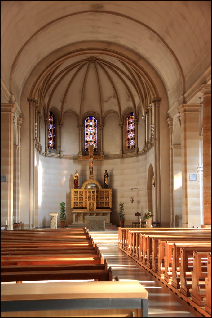 Lingen: Koor Katholieke kerk by © Dennis Wubs