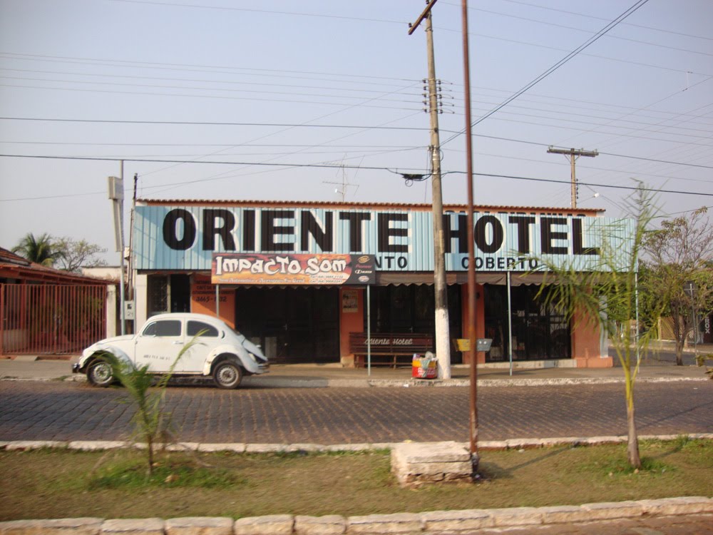 Oriente Hotel by Juliani Ozarczuki