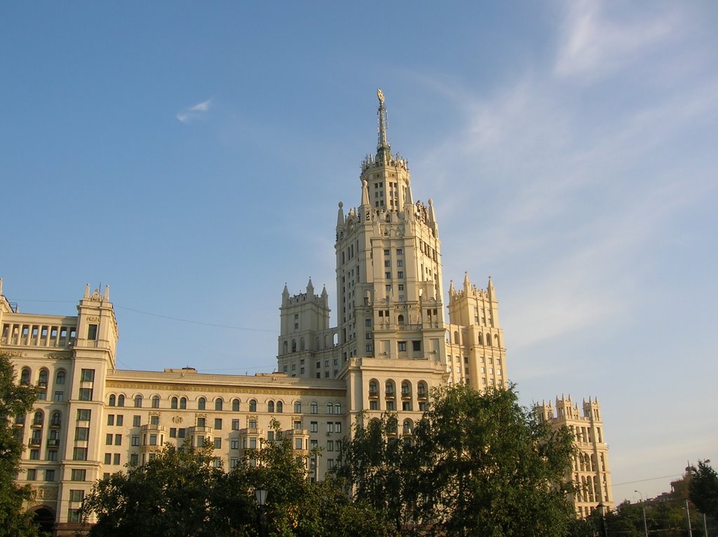 High-rise building, Kotelnicheskaya quay by Victor Smagin