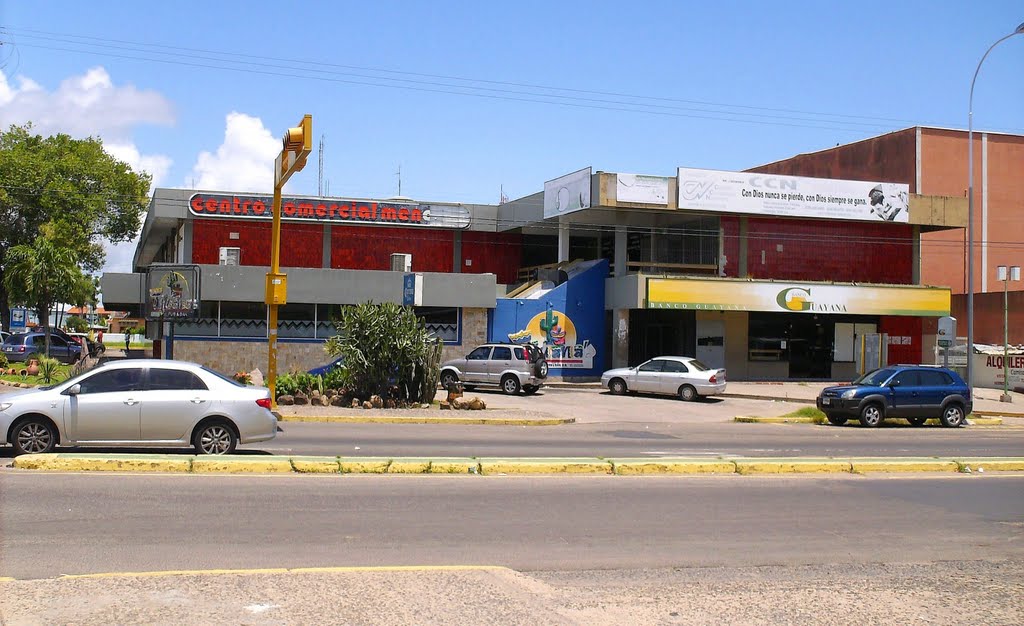 C.C. Meneses, Av. Paseo Meneses by Felipe Silva Valery