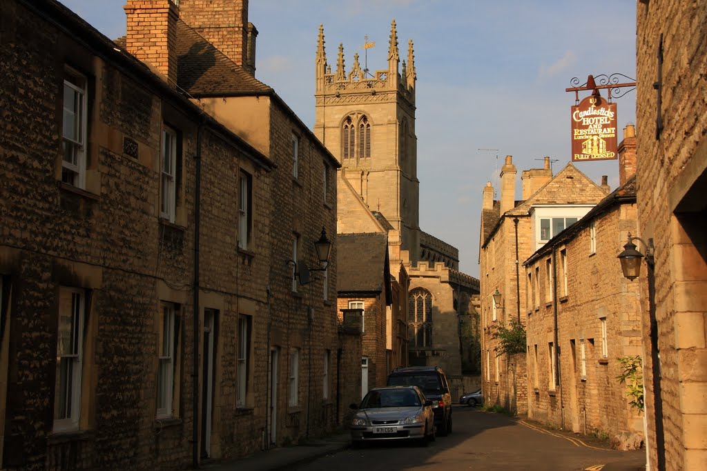 Church Street & St Martin's Church, Stamford by 陳建昌  Chien-Chang Chen