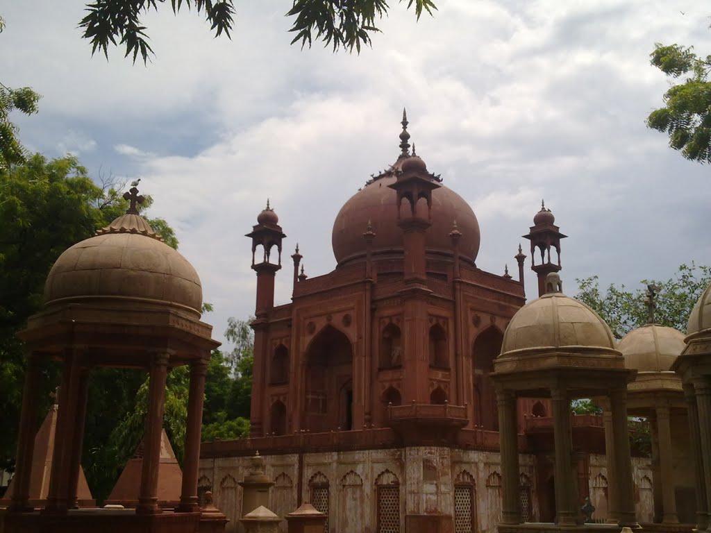 Red Taj , Situated in Cristian Cemetery at Nehru Nagar Agra by Shriom