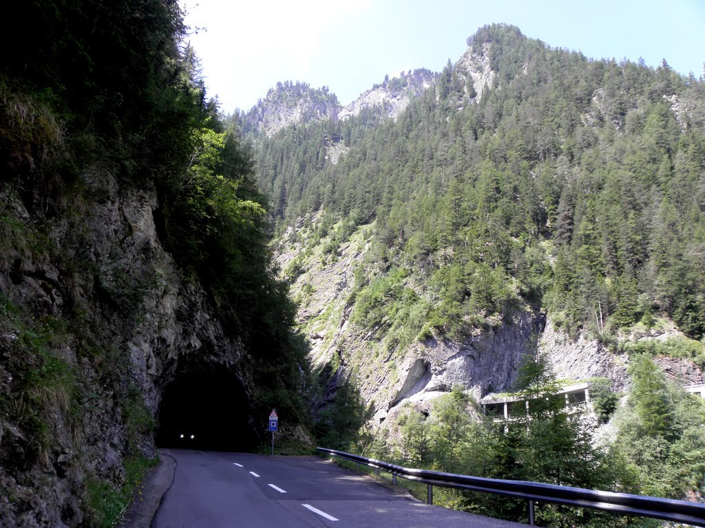 Bündner Auffahrt nach Samnaun - Val Alpetta by stedinger85