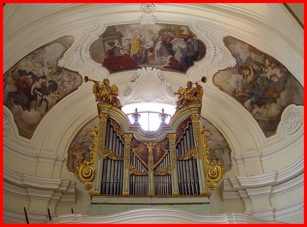 Venafro : chiesa dell'Annunziata - organo by augustogiammatteo