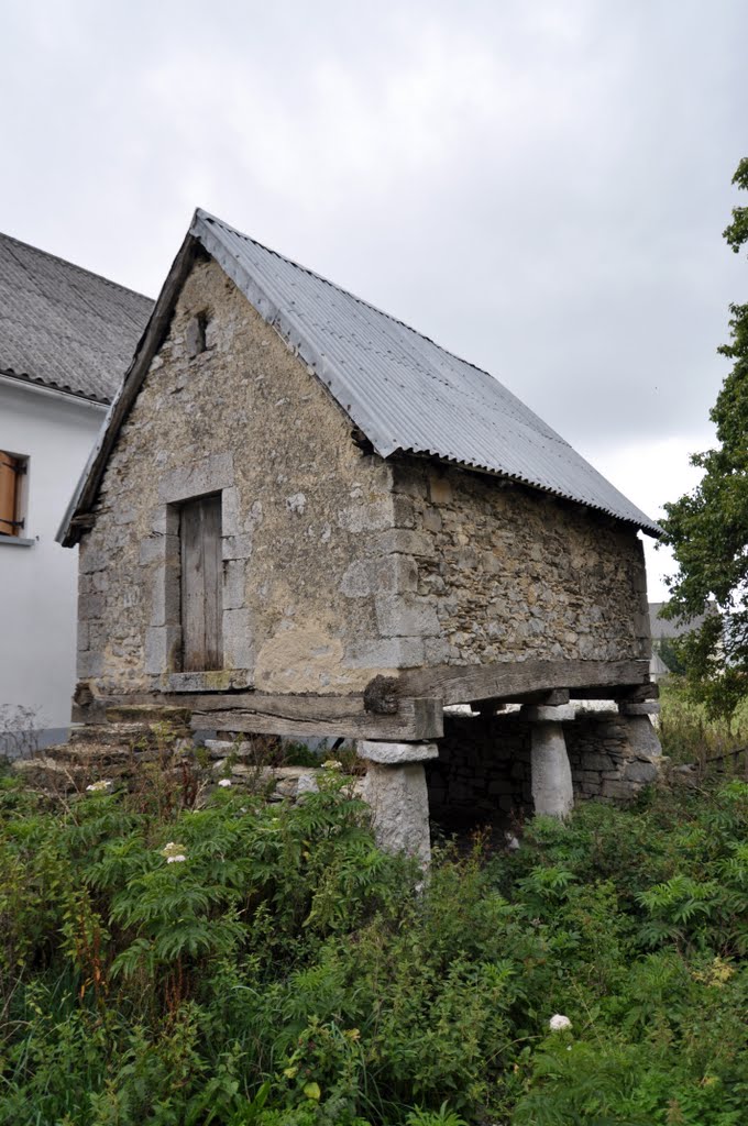 Horreo de Xauki en Villanueva de Aezkoa by EpMartín ☼