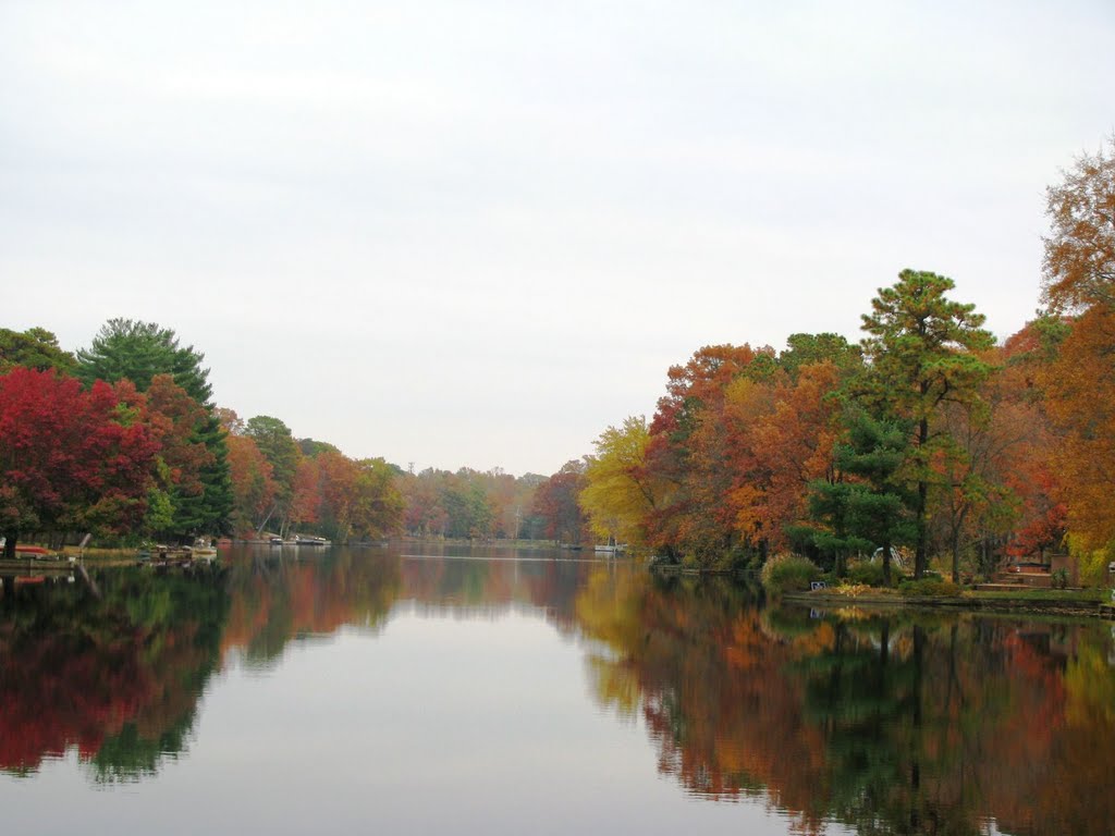 Lake in Autumn, Medford, NJ USA by gdw01