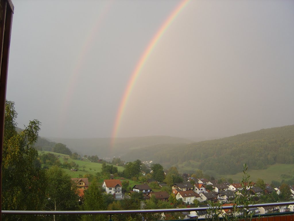 Regenbogen über Heimbuchenthal 01 by Stanotter