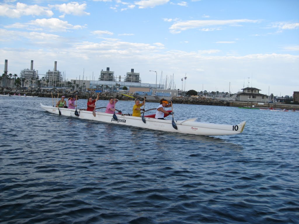 Redondo Beach Outriggers training paddle by PhoToggerBlogger