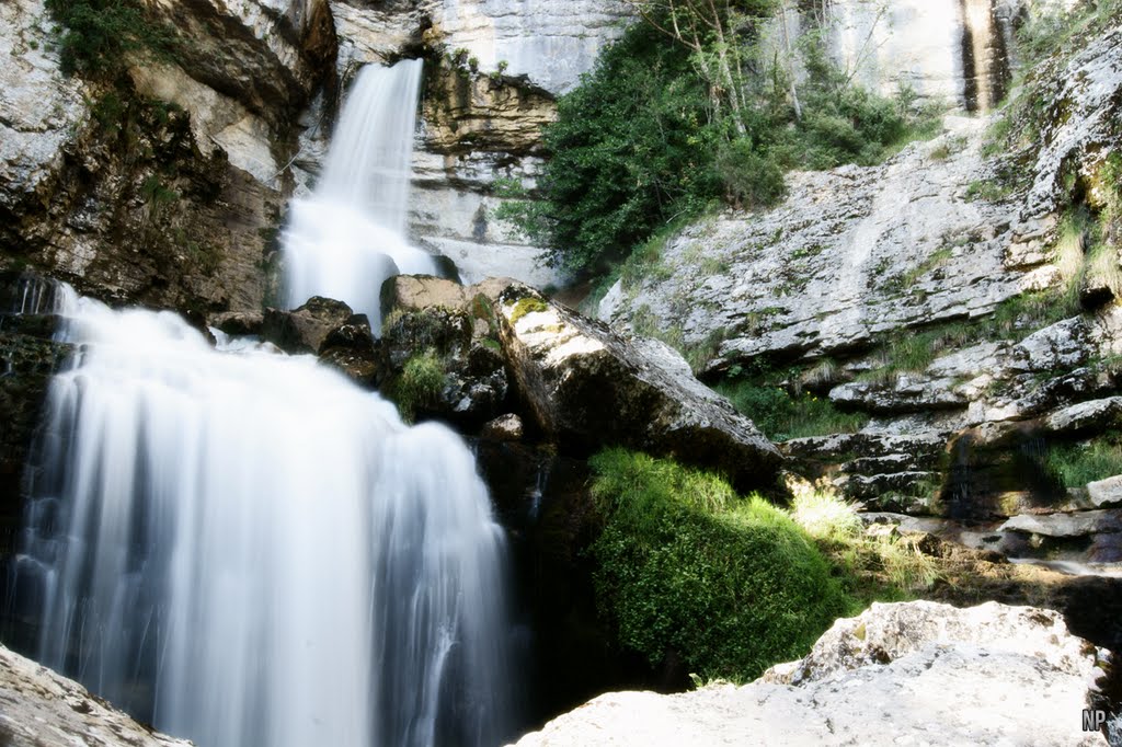 Cascade de la Doria by Vincentius