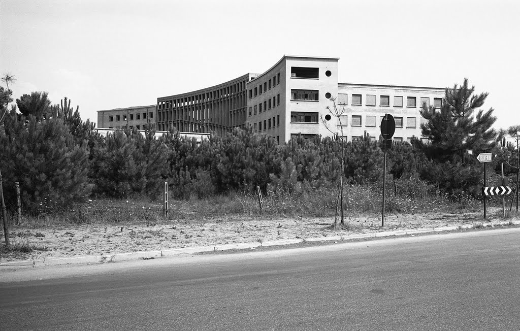 Milano Marittima (RA), Colonia Varese (1937-9, arch. Mario Loreti) , foto agosto 1975 by sergios56