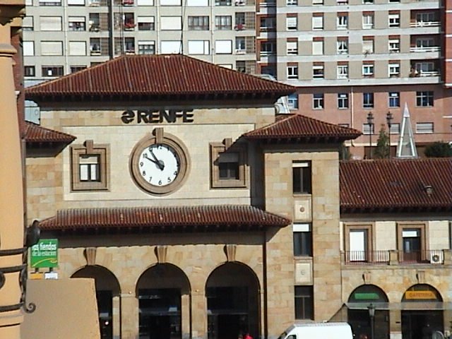 Estación Oviedo by LOOK!