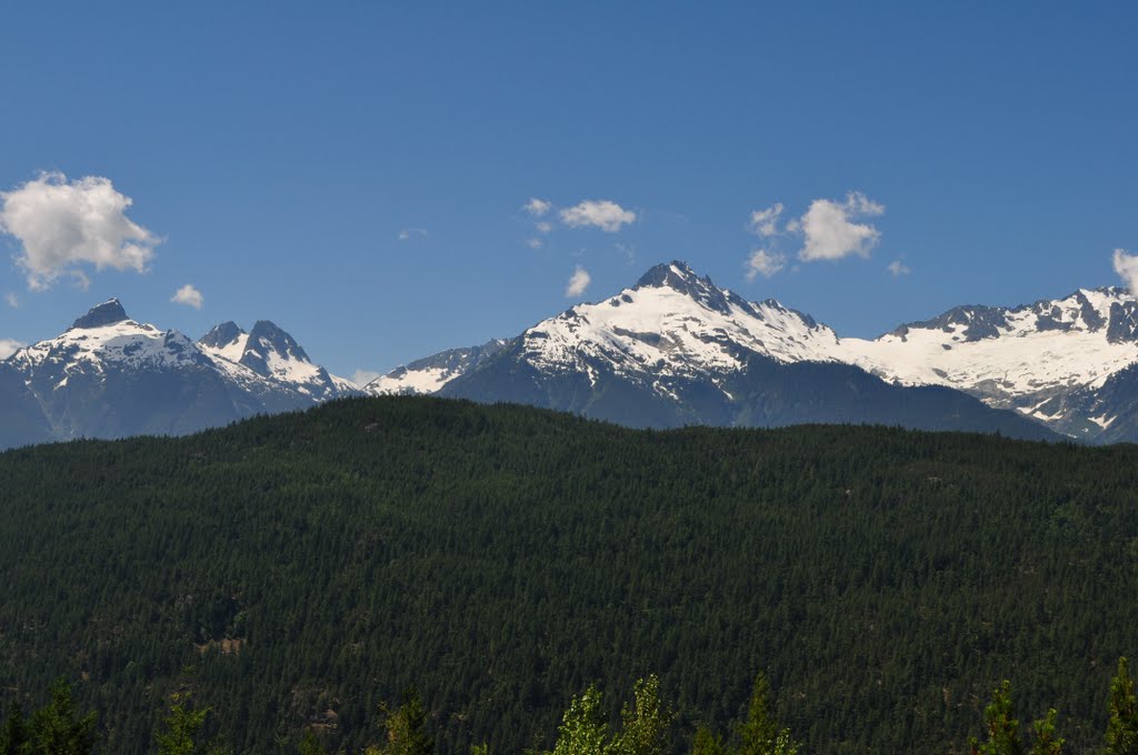 Tantalus Range BC - Tantalus Lookout by Maria Gizella Nemcsics