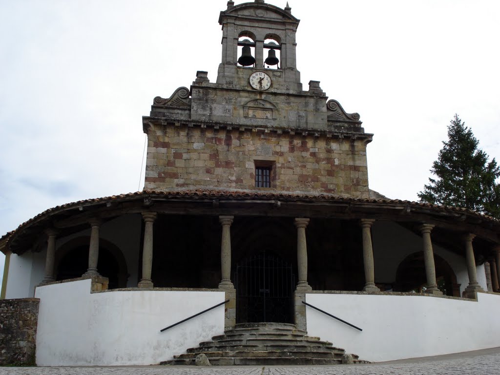 Vista frontal de la Iglesia de San Juan de Amandi by javilaspuna