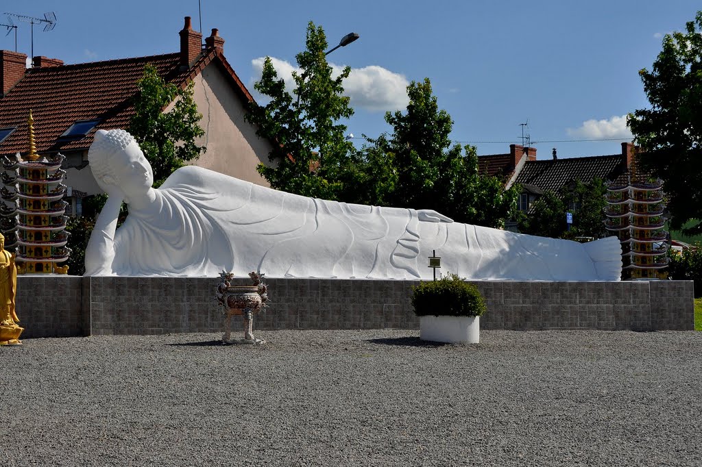 Lying Buddha in Noyant d'Allier, France by © Andre Speek