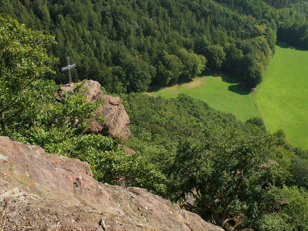 Felsen bei Nideggen by gkmedien