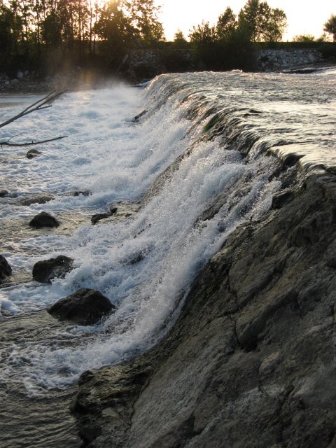 Cascata Pizzighettone by photo-rip-all-there