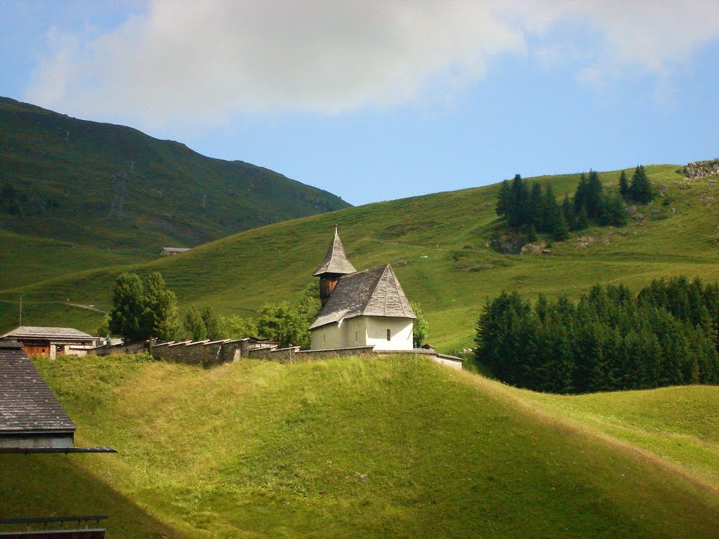 Die Bergkirche in Innerarosa by ucayali7