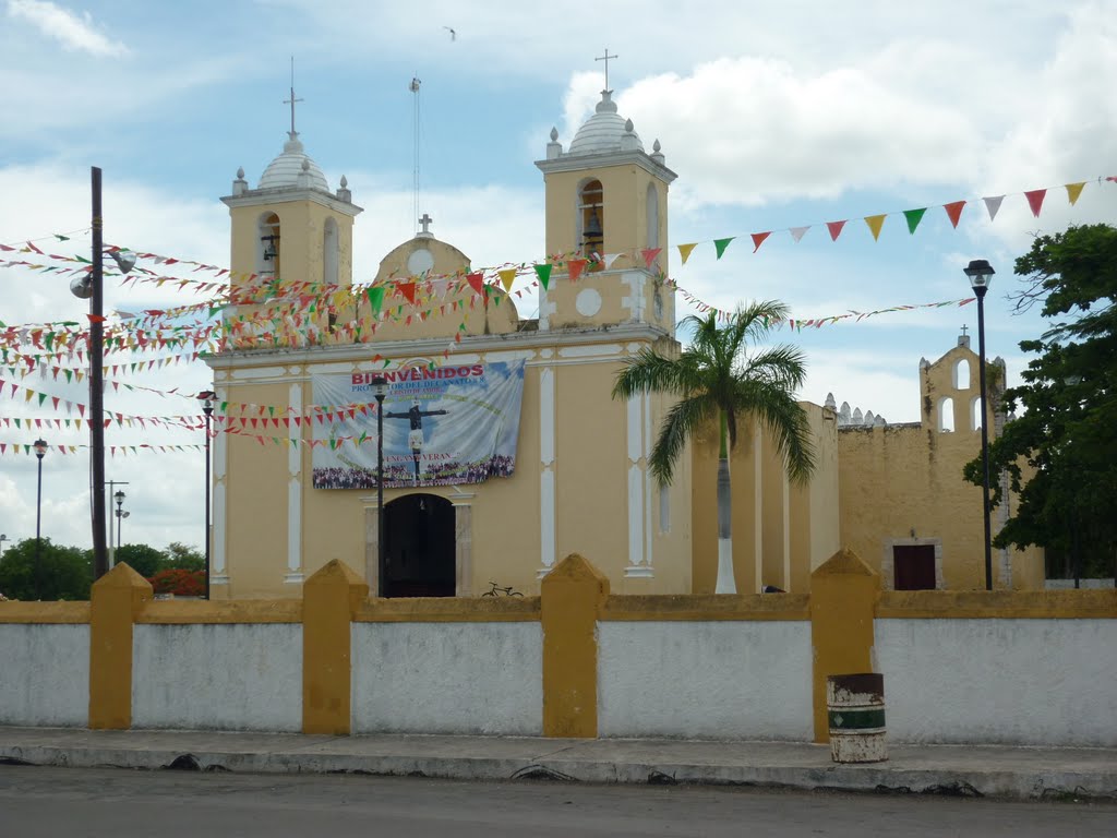 Iglesia De Kinchil by Harry Alberto Moreno Torres