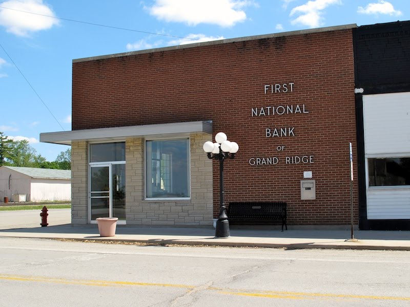 First National Bank of Grand Ridge, Grand Ridge, Illinois by sidestreetsaturdays