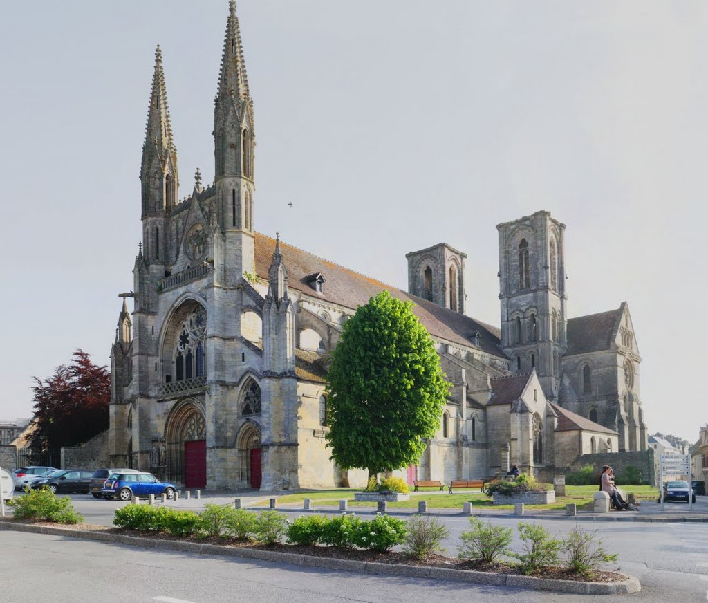 Eglise St Martin de LAON (02) by Yvanowitch