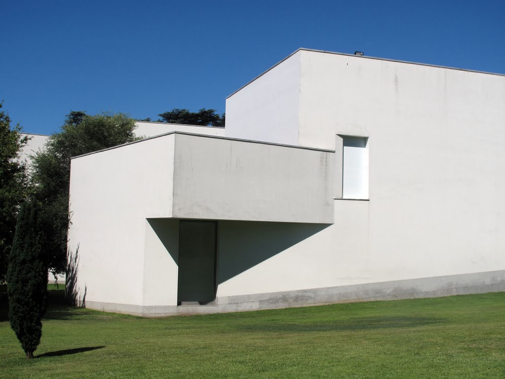 Fundación Serralves, Porto by ©alidabunyol