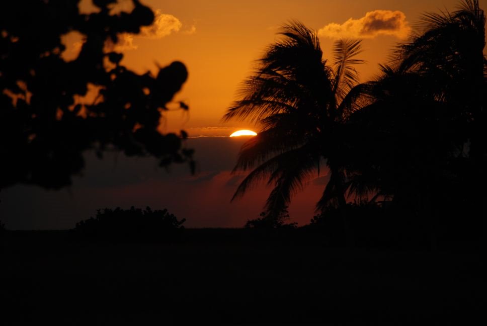 Sunset at bay of pigs by ureimer